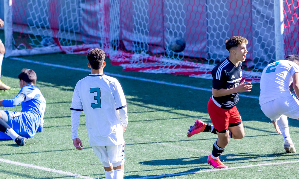Alejandro Palos celebrates his goal vs. Evergreen Valley (Photo by Eric Sun)