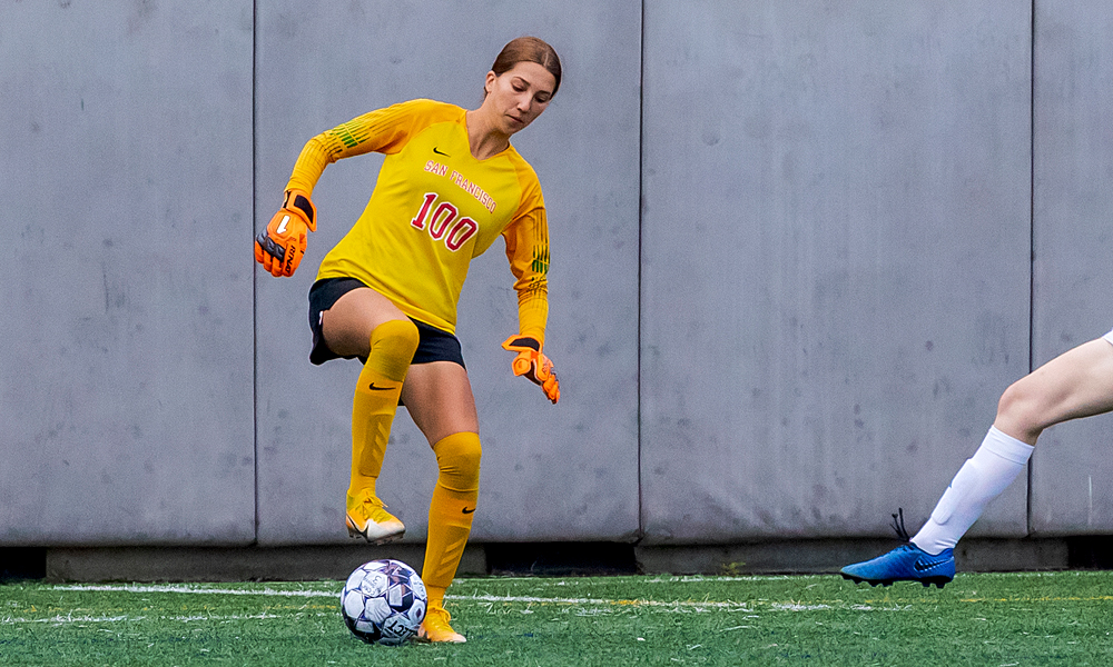Alexia Estrada totaled six saves in the loss at Sierra (Photo by Eric Sun)